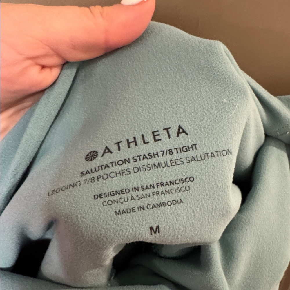 Athleta • Salutation Stash Pocket 7/8 Tights Leggings EUC - Picture 6 of 6